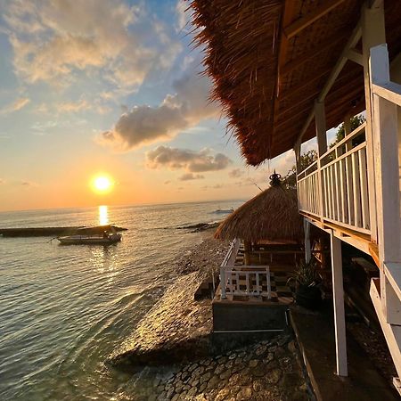 Batununggul Coastal Inn المظهر الخارجي الصورة