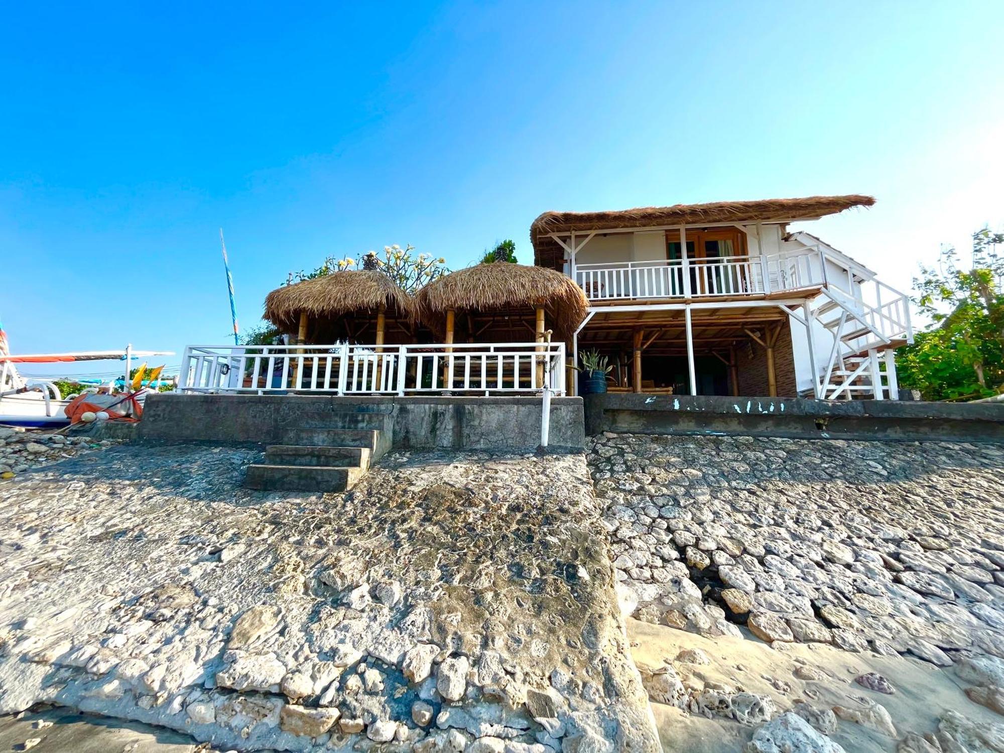 Batununggul Coastal Inn المظهر الخارجي الصورة